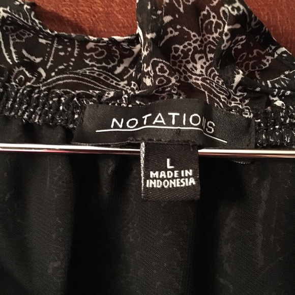 Notations large pretty black and white paisley top - Picture 2 of 6